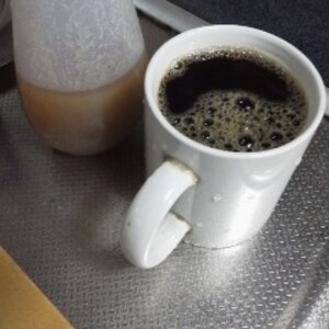 天然の甘さでホッと一息♪はちみつコーヒー